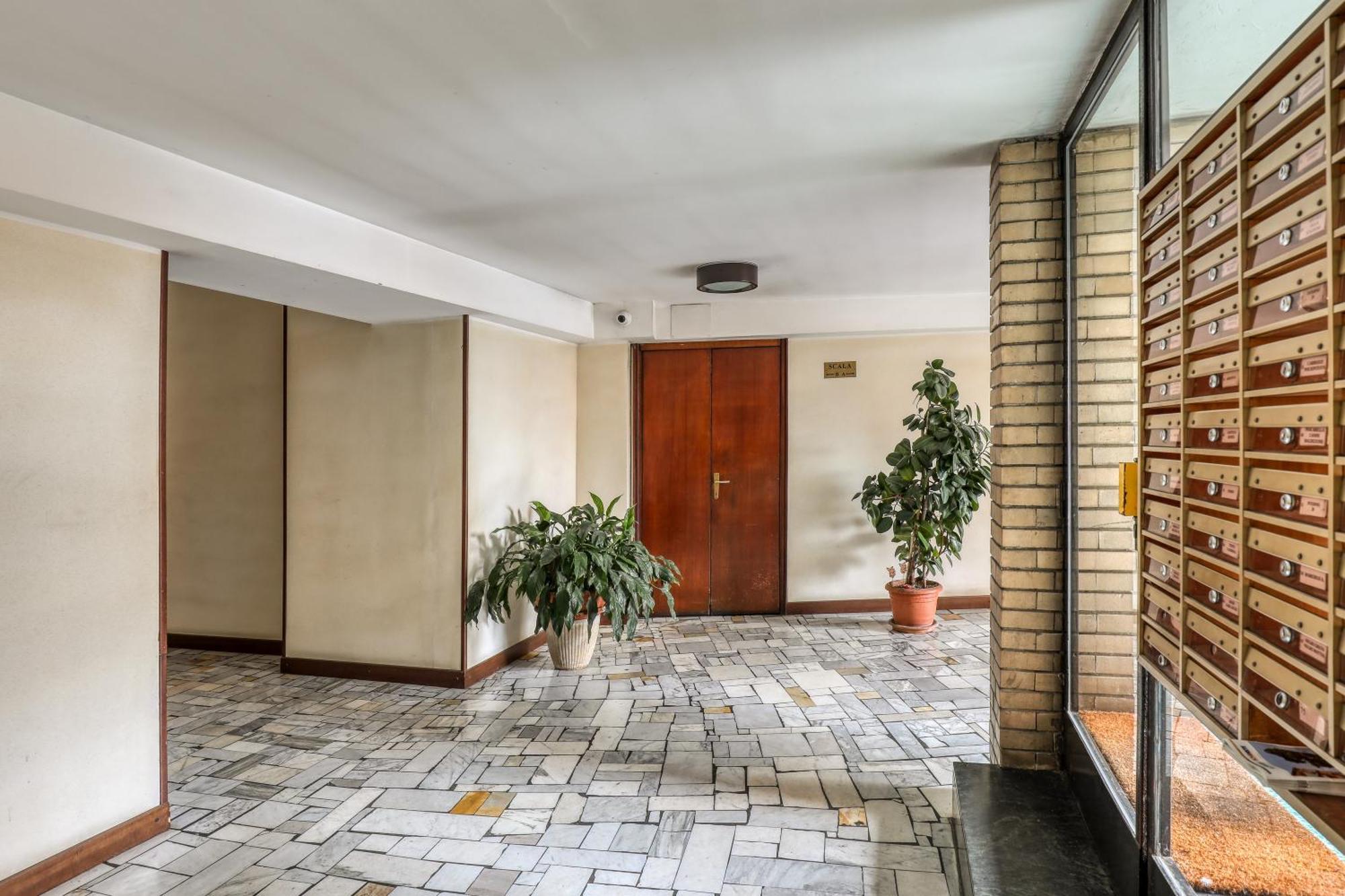 Suite Angolo Alla Stazione - Appartamento Con Terrazzo Panoramico Pavia Luaran gambar