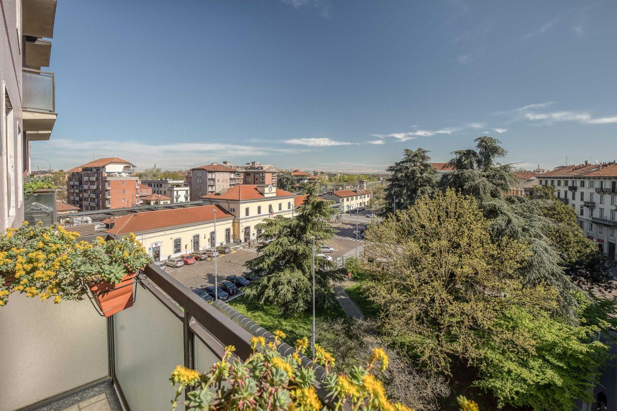 Suite Angolo Alla Stazione - Appartamento Con Terrazzo Panoramico Pavia Luaran gambar